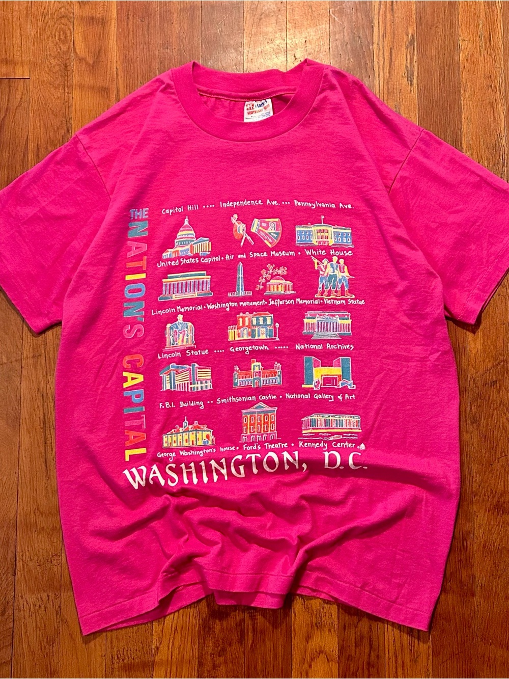 Vintage ‘90s Washington DC National Monuments Destination Tourist Pink T-shirt L